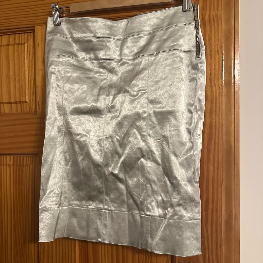 👽🌪️ Silver FENDI midi pencil skirt !